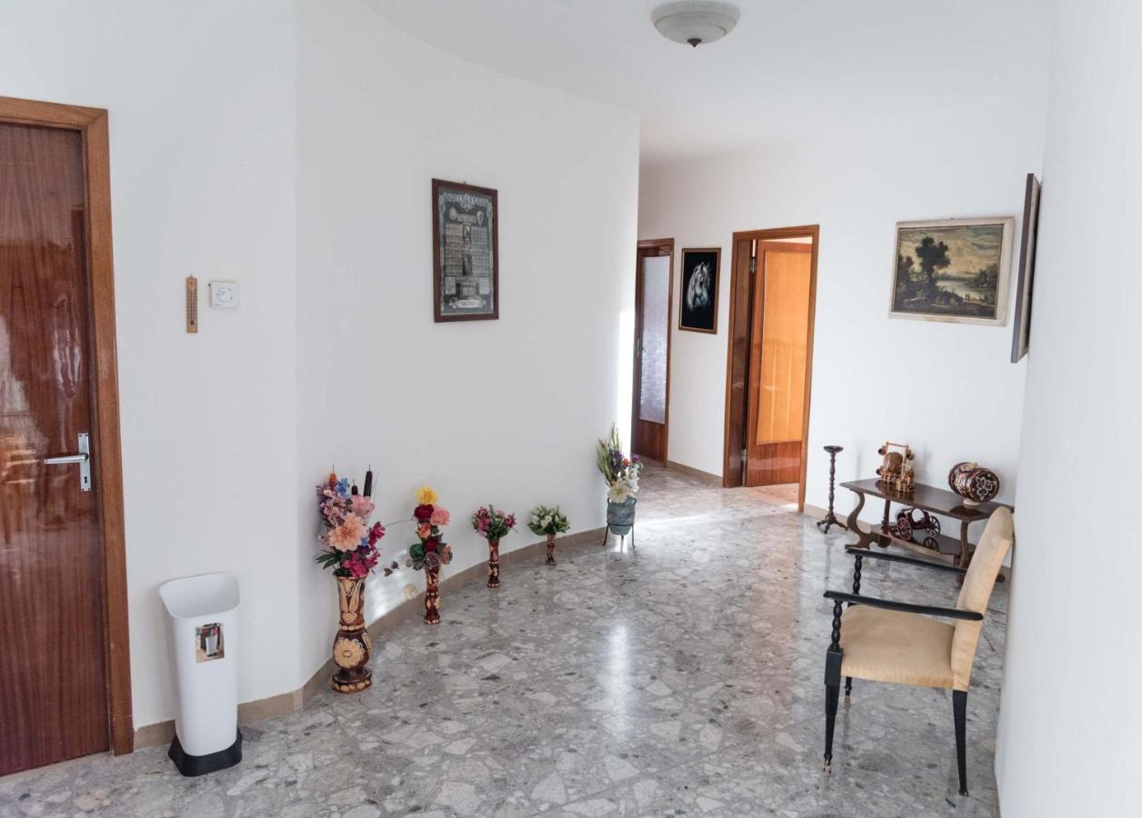 4 Bedrooms Apartement With Furnished Terrace And Wifi At Recanati 8 Km Away From The Beach Luaran gambar